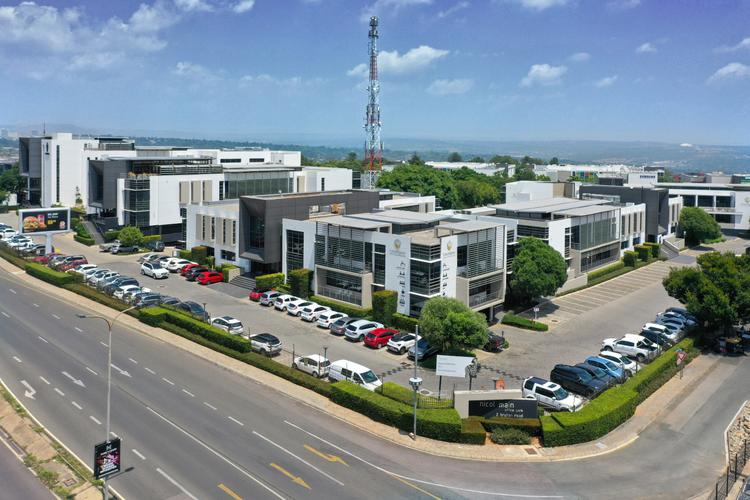 Nicol Main Office park