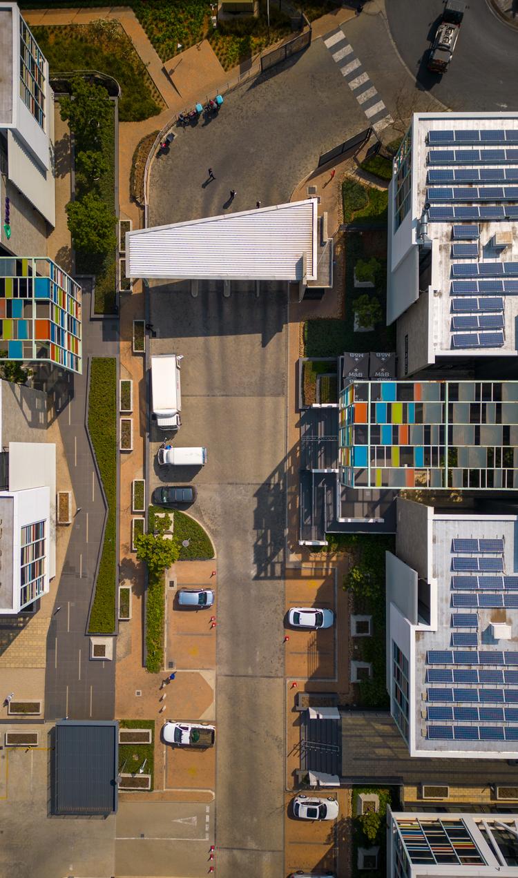 2929 on Nicol - Aerial view