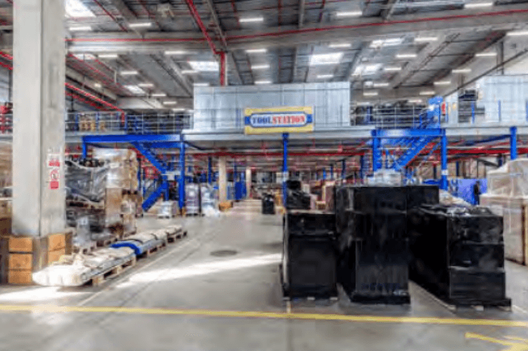 Toussieu Park - Warehouse